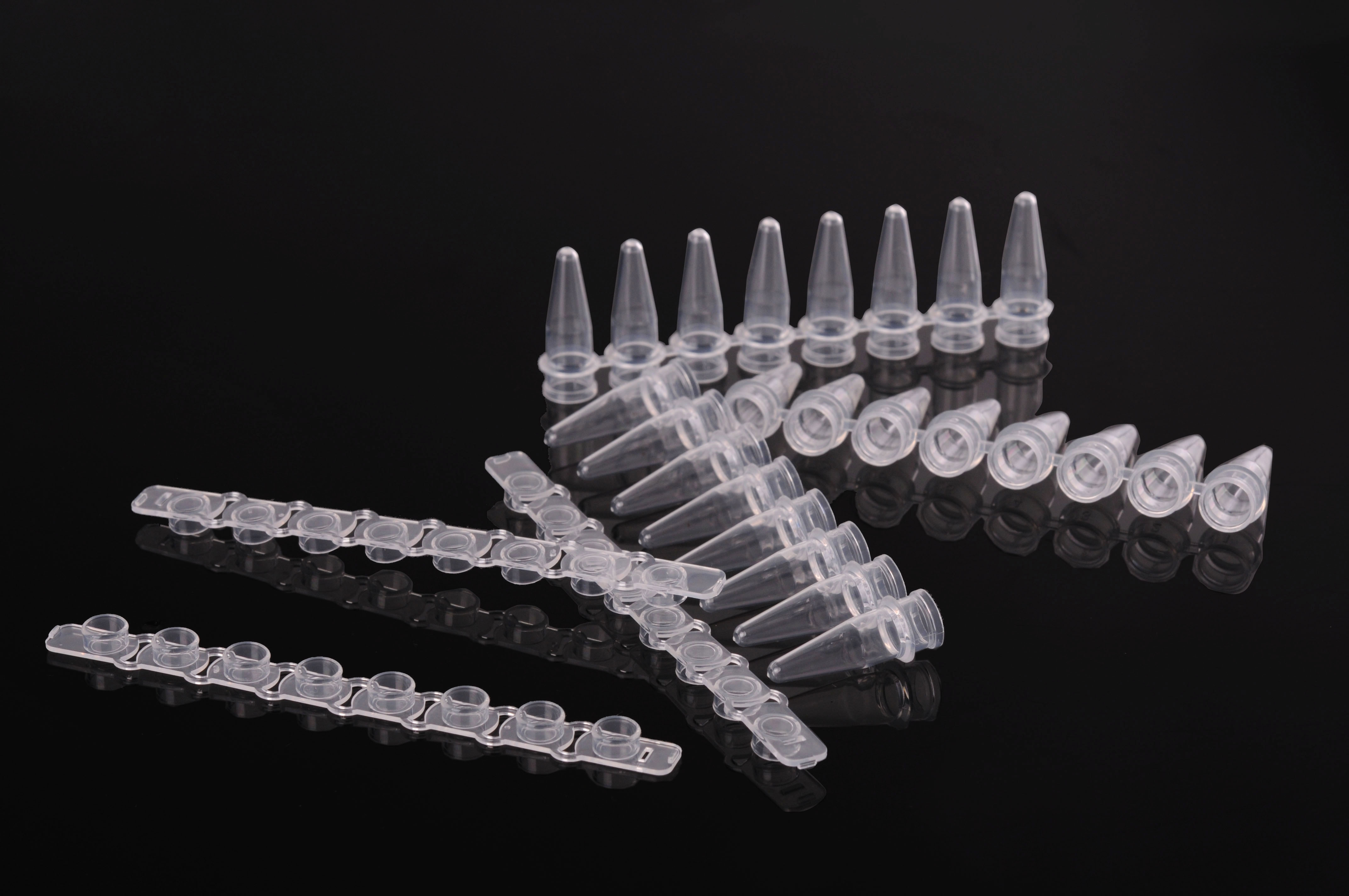 0.1ml8联排管+光学平盖，白色（KG2542）